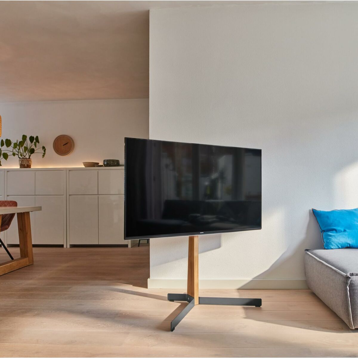 TV Mount Vogel's TVS3695 NEGRO 40"