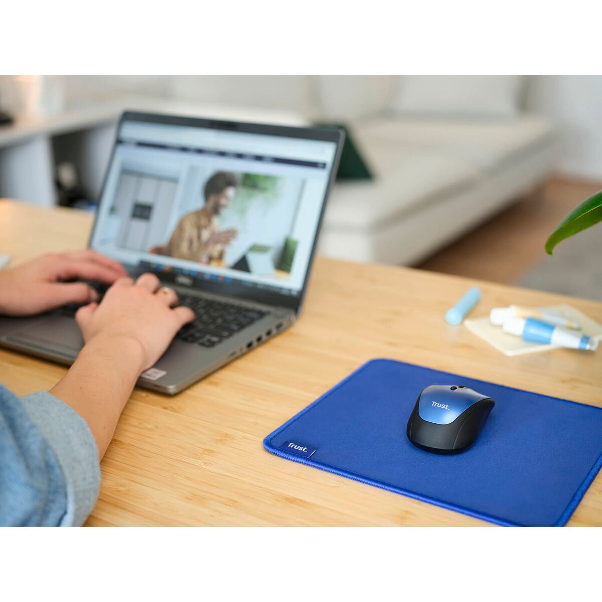 Mouse Mat Trust 24744 Blue